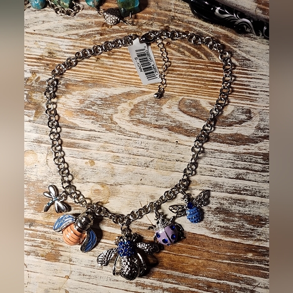 Unique Insect / Bug Charm Statment Necklace - Picture 3 of 9